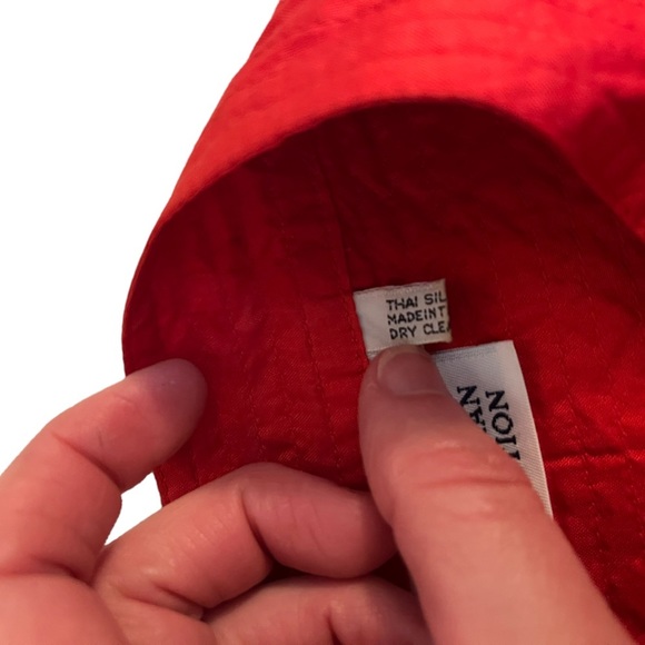 Elegant Red Women's Jacket - Picture 7 of 14